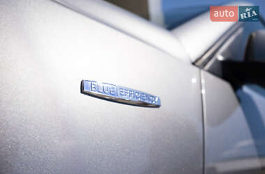 Внедорожник / Кроссовер Mercedes-Benz GLK-Class 2011 в 