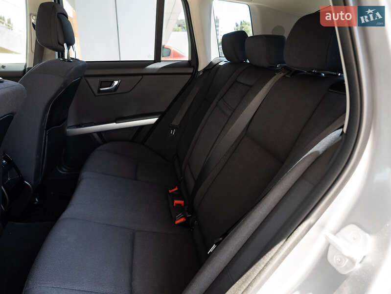 Позашляховик / Кросовер Mercedes-Benz GLK-Class 2011 в Києві фото 11 Позашляховик / Кросовер Mercedes-Benz GLK-Class 2011 в Києві