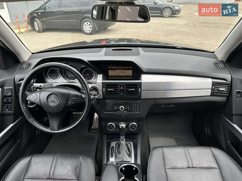 Внедорожник / Кроссовер Mercedes-Benz GLK-Class 2011 в Киеве