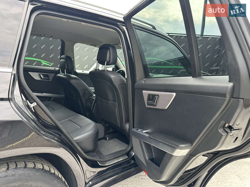 Внедорожник / Кроссовер Mercedes-Benz GLK-Class 2011 в Киеве
