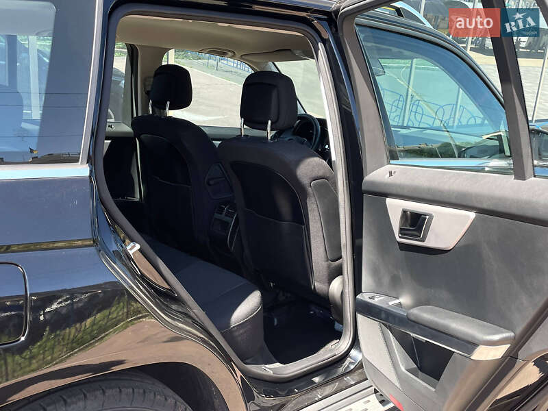 Внедорожник / Кроссовер Mercedes-Benz GLK-Class 2014 в Киеве