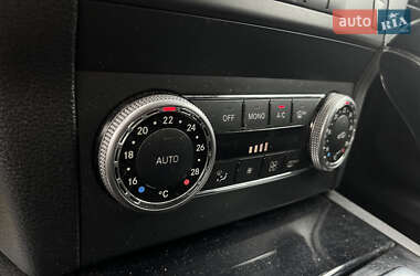Внедорожник / Кроссовер Mercedes-Benz GLK-Class 2011 в 