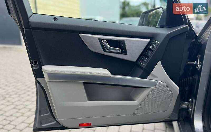 Внедорожник / Кроссовер Mercedes-Benz GLK-Class 2011 в Ивано-Франковске