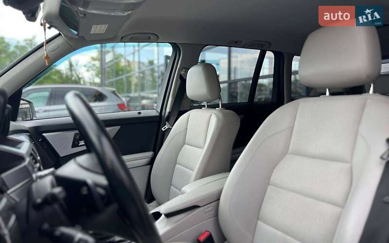 Внедорожник / Кроссовер Mercedes-Benz GLK-Class 2011 в Ивано-Франковске