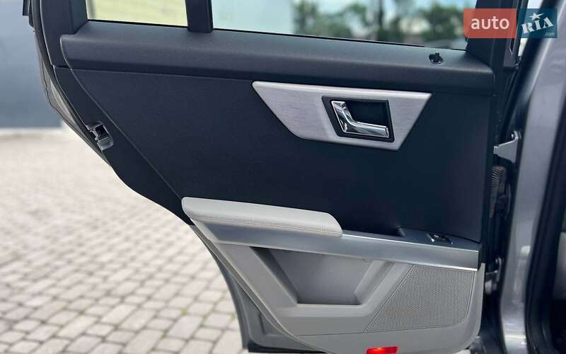 Внедорожник / Кроссовер Mercedes-Benz GLK-Class 2011 в Ивано-Франковске