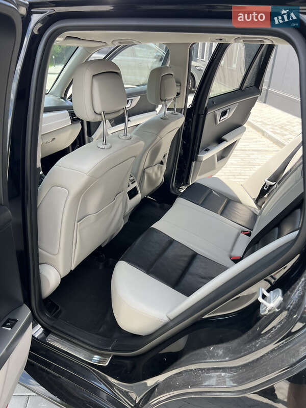 Позашляховик / Кросовер Mercedes-Benz GLK-Class 2010 в Любомлі