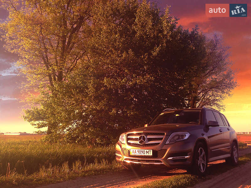 Mercedes-Benz GLK-Class 2012