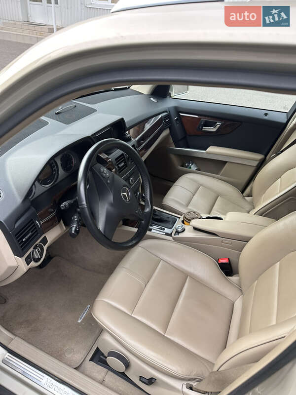 Внедорожник / Кроссовер Mercedes-Benz GLK-Class 2010 в Луцке