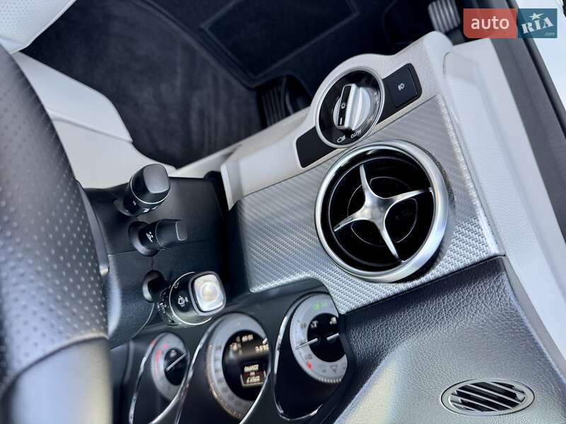Позашляховик / Кросовер Mercedes-Benz GLK-Class 2014 в Києві