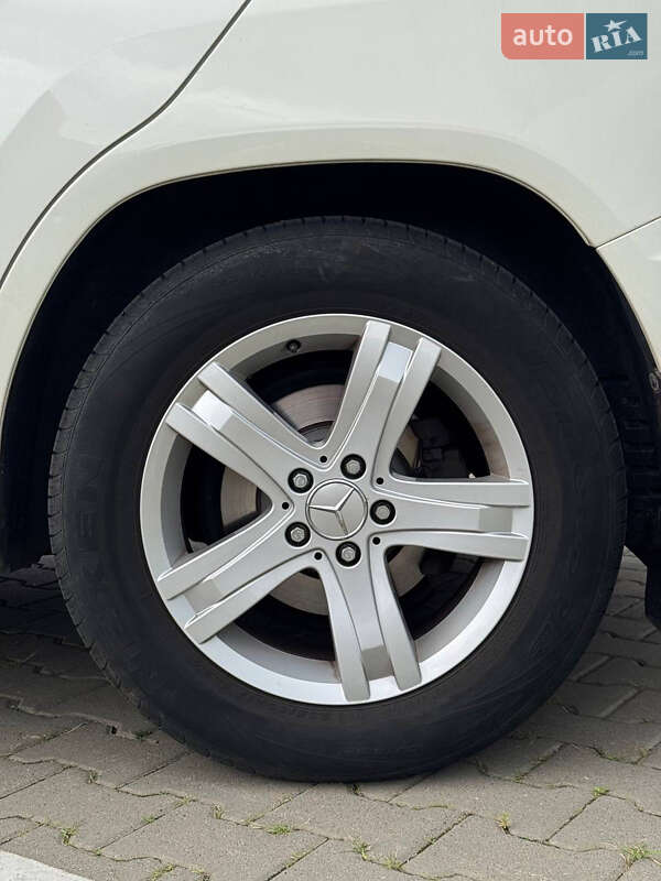 Внедорожник / Кроссовер Mercedes-Benz GLK-Class 2009 в Киеве фото 12 Внедорожник / Кроссовер Mercedes-Benz GLK-Class 2009 в Киеве