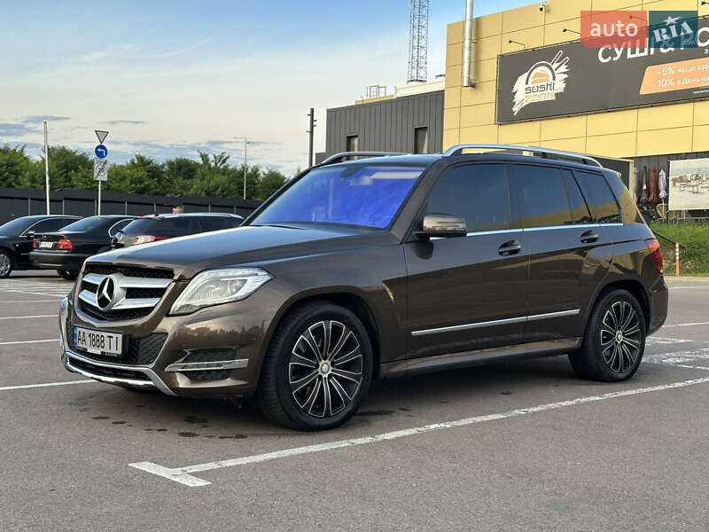 Позашляховик / Кросовер Mercedes-Benz GLK-Class 2013 в Рівному