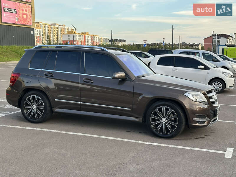 Позашляховик / Кросовер Mercedes-Benz GLK-Class 2013 в Рівному