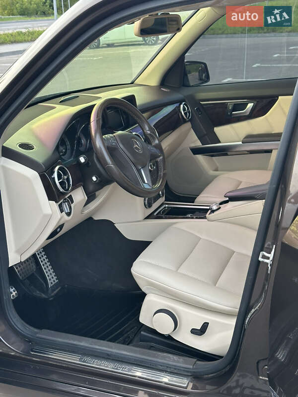 Позашляховик / Кросовер Mercedes-Benz GLK-Class 2013 в Рівному