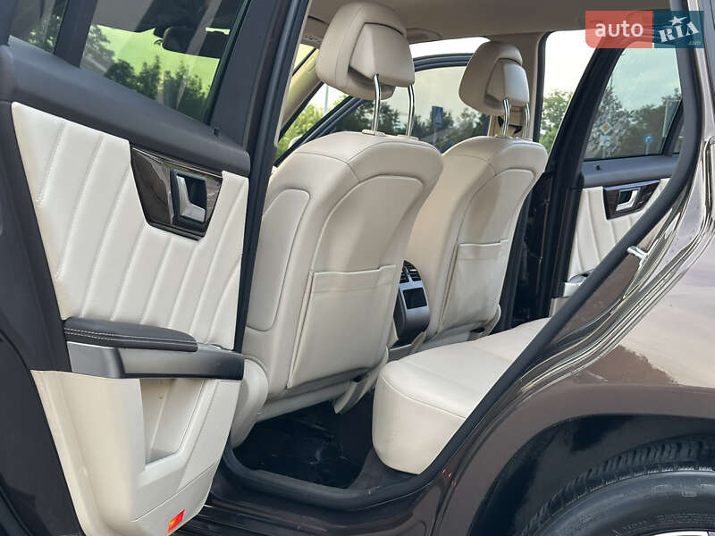 Позашляховик / Кросовер Mercedes-Benz GLK-Class 2013 в Рівному