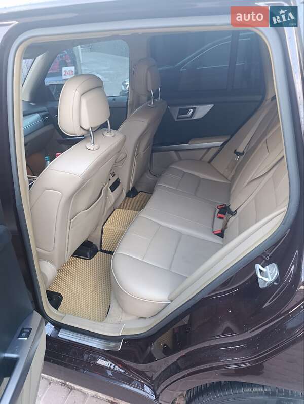 Внедорожник / Кроссовер Mercedes-Benz GLK-Class 2011 в Ивано-Франковске