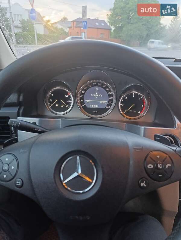 Внедорожник / Кроссовер Mercedes-Benz GLK-Class 2011 в Ивано-Франковске