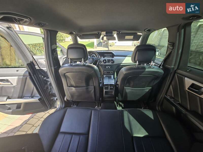 Внедорожник / Кроссовер Mercedes-Benz GLK-Class 2012 в Сваляве