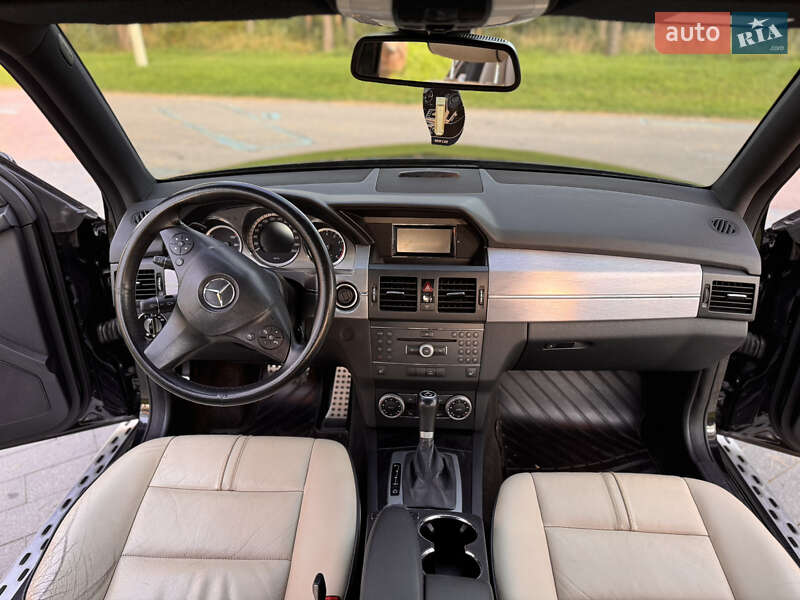 Внедорожник / Кроссовер Mercedes-Benz GLK-Class 2008 в Житомире фото 10 Внедорожник / Кроссовер Mercedes-Benz GLK-Class 2008 в Житомире