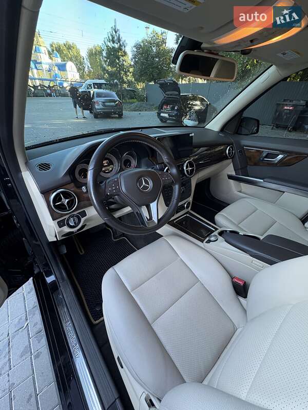 Внедорожник / Кроссовер Mercedes-Benz GLK-Class 2013 в Хмельницком