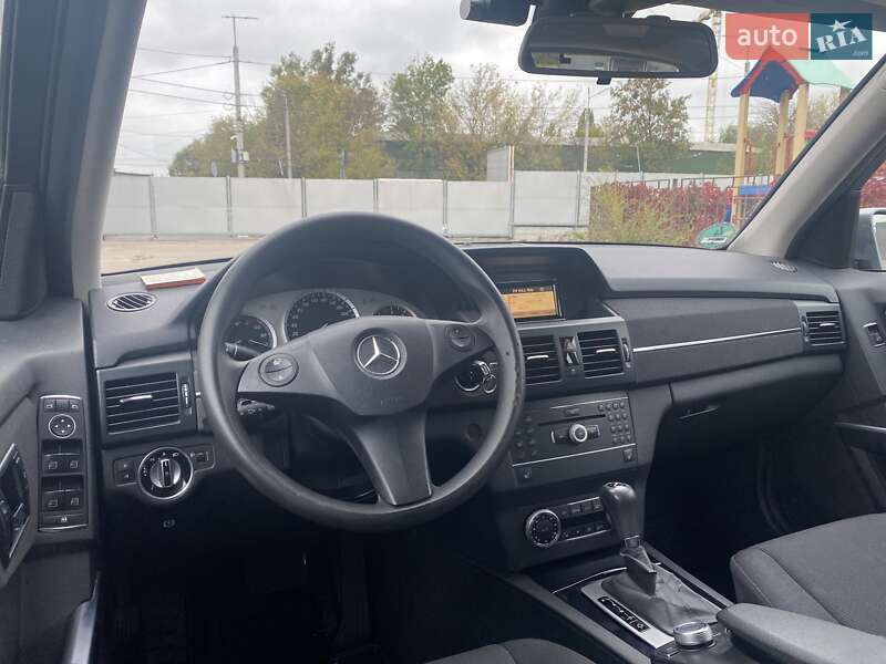 Внедорожник / Кроссовер Mercedes-Benz GLK-Class 2010 в Киеве