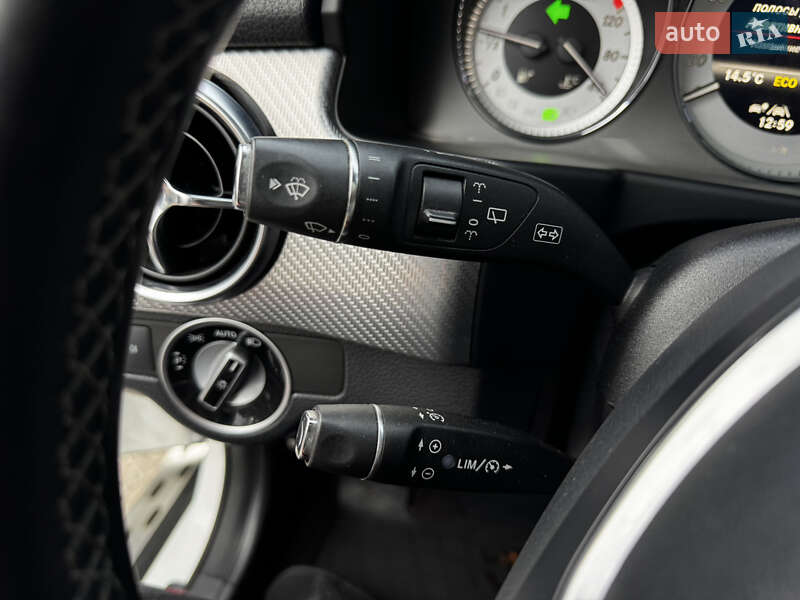 Позашляховик / Кросовер Mercedes-Benz GLK-Class 2012 в Житомирі