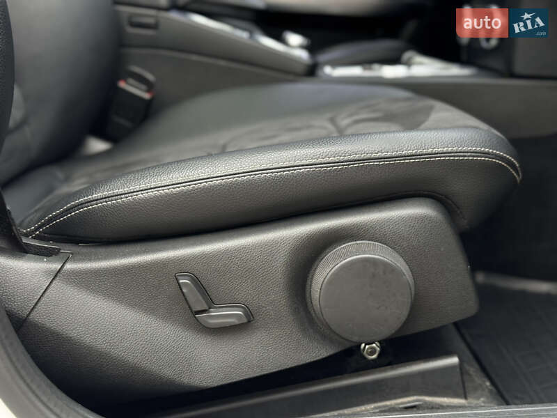 Позашляховик / Кросовер Mercedes-Benz GLK-Class 2012 в Житомирі