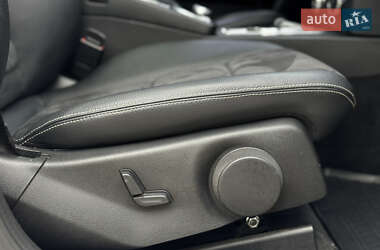 Позашляховик / Кросовер Mercedes-Benz GLK-Class 2012 в 