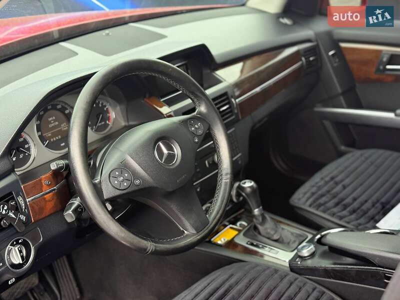 Позашляховик / Кросовер Mercedes-Benz GLK-Class 2010 в Запоріжжі фото 8 Позашляховик / Кросовер Mercedes-Benz GLK-Class 2010 в Запоріжжі