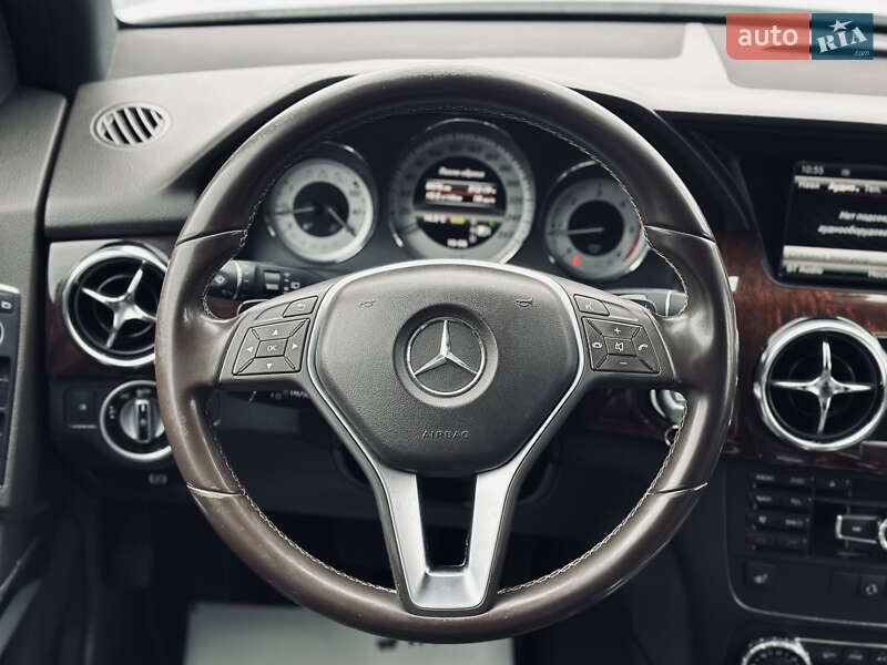 Внедорожник / Кроссовер Mercedes-Benz GLK-Class 2012 в Кременчуге