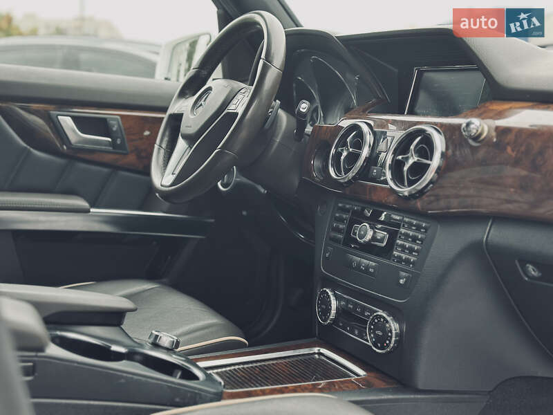 Внедорожник / Кроссовер Mercedes-Benz GLK-Class 2012 в Кременчуге