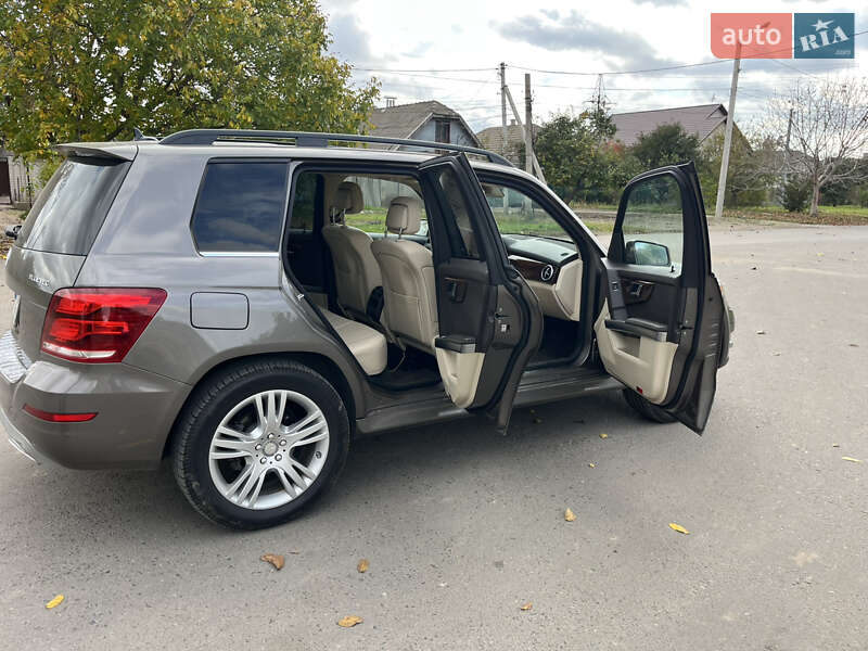 Внедорожник / Кроссовер Mercedes-Benz GLK-Class 2015 в Измаиле фото 8 Внедорожник / Кроссовер Mercedes-Benz GLK-Class 2015 в Измаиле