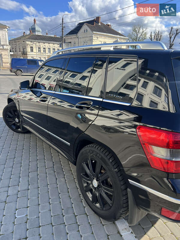 Внедорожник / Кроссовер Mercedes-Benz GLK-Class 2010 в Коломые фото 15 Внедорожник / Кроссовер Mercedes-Benz GLK-Class 2010 в Коломые