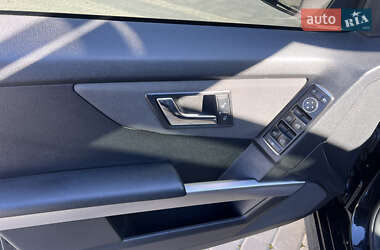 Позашляховик / Кросовер Mercedes-Benz GLK-Class 2010 в  фото 19 Позашляховик / Кросовер Mercedes-Benz GLK-Class 2010 в