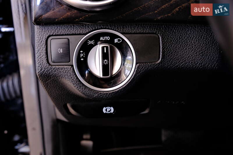 Позашляховик / Кросовер Mercedes-Benz GLK-Class 2015 в Одесі фото 26 Позашляховик / Кросовер Mercedes-Benz GLK-Class 2015 в Одесі