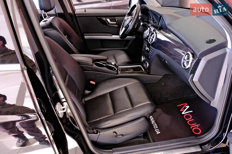 Позашляховик / Кросовер Mercedes-Benz GLK-Class 2015 в Одесі фото 41 Позашляховик / Кросовер Mercedes-Benz GLK-Class 2015 в Одесі