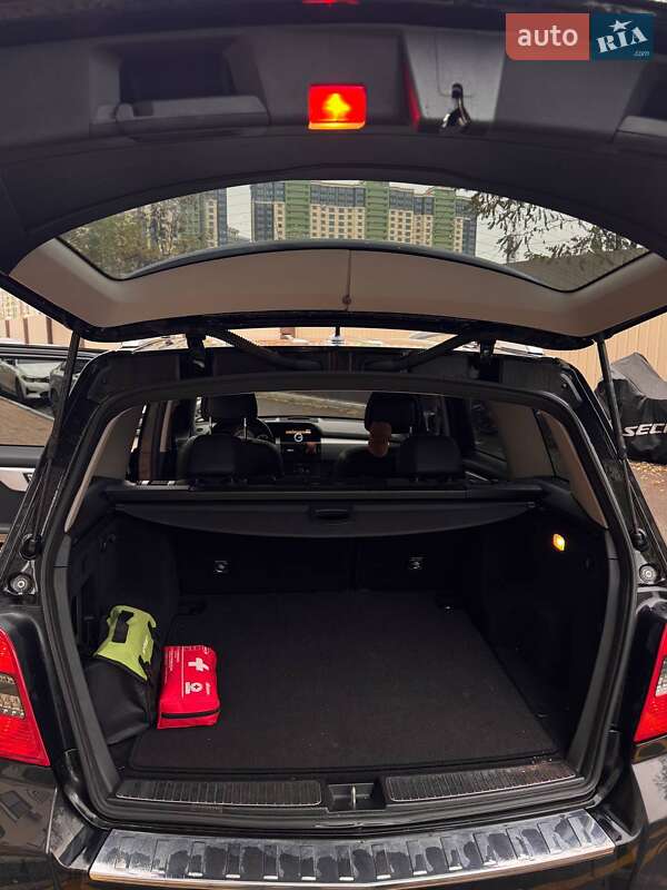 Позашляховик / Кросовер Mercedes-Benz GLK-Class 2011 в Києві фото 14 Позашляховик / Кросовер Mercedes-Benz GLK-Class 2011 в Києві