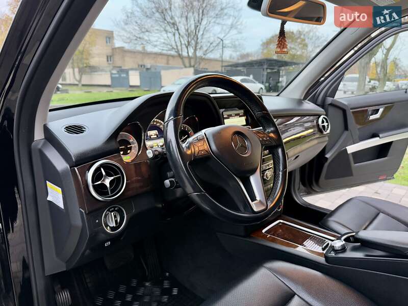 Позашляховик / Кросовер Mercedes-Benz GLK-Class 2013 в Одесі фото 38 Позашляховик / Кросовер Mercedes-Benz GLK-Class 2013 в Одесі