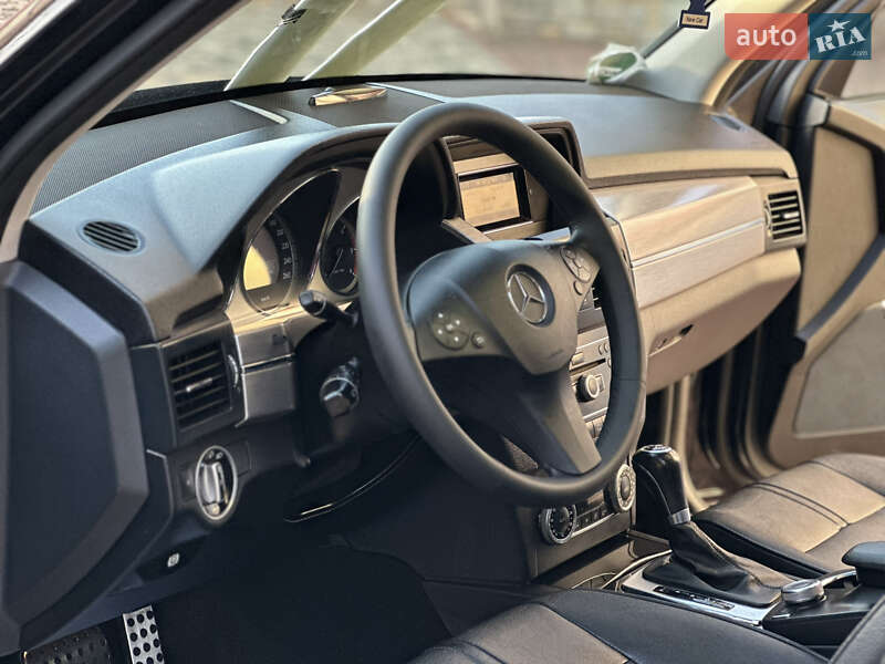 Позашляховик / Кросовер Mercedes-Benz GLK-Class 2011 в Івано-Франківську