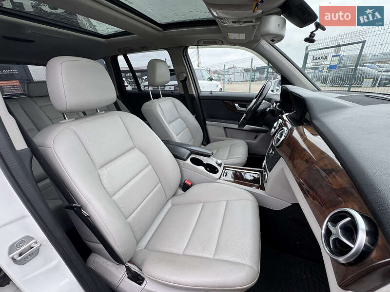 Внедорожник / Кроссовер Mercedes-Benz GLK-Class 2014 в Киеве