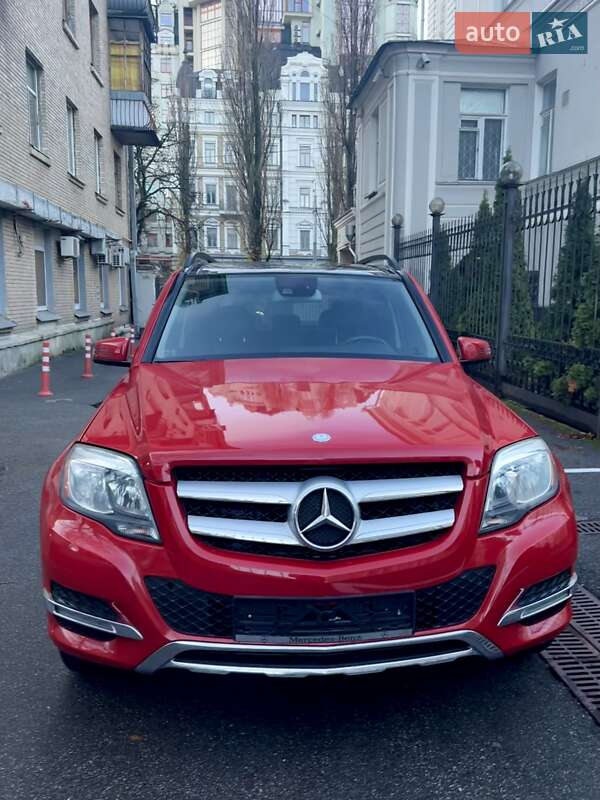Позашляховик / Кросовер Mercedes-Benz GLK-Class 2014 в Києві