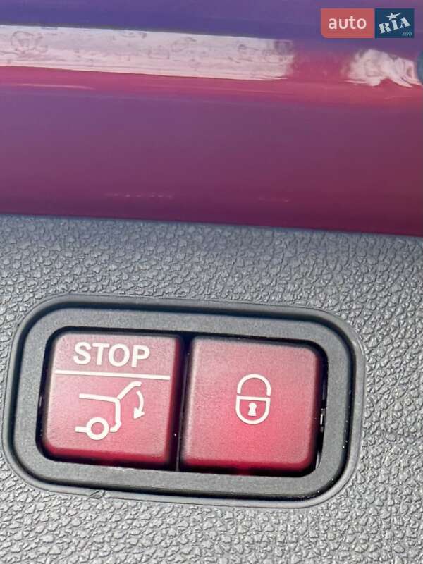 Позашляховик / Кросовер Mercedes-Benz GLK-Class 2014 в Києві