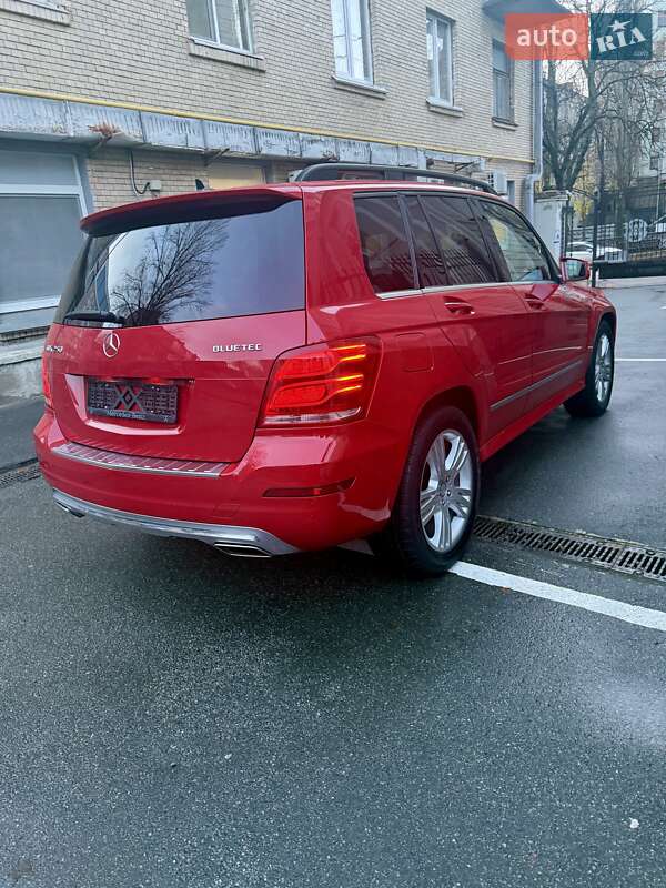 Позашляховик / Кросовер Mercedes-Benz GLK-Class 2014 в Києві
