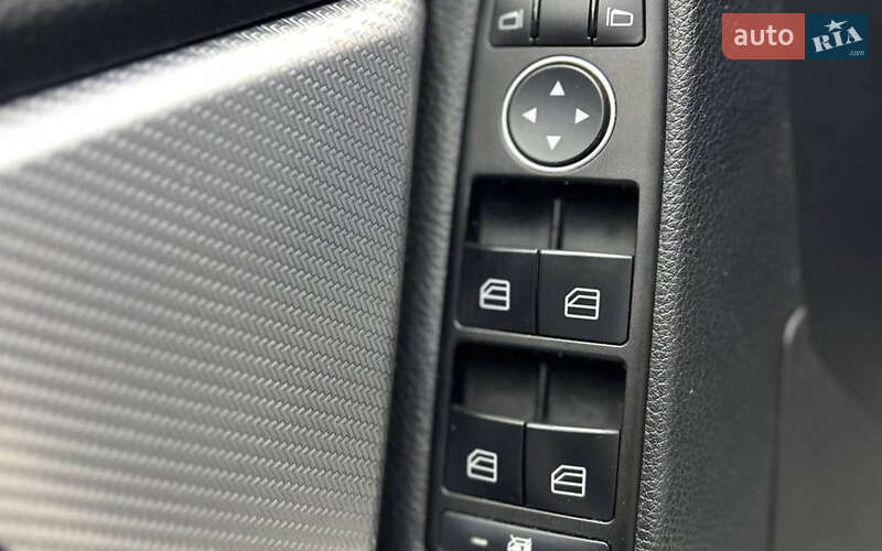 Позашляховик / Кросовер Mercedes-Benz GLK-Class 2013 в Чернівцях