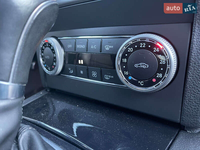 Внедорожник / Кроссовер Mercedes-Benz GLK-Class 2011 в Ровно