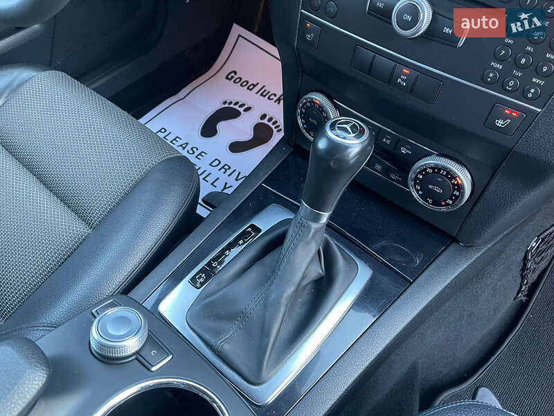 Внедорожник / Кроссовер Mercedes-Benz GLK-Class 2011 в Ровно