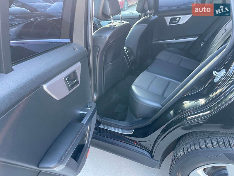 Внедорожник / Кроссовер Mercedes-Benz GLK-Class 2011 в Ровно