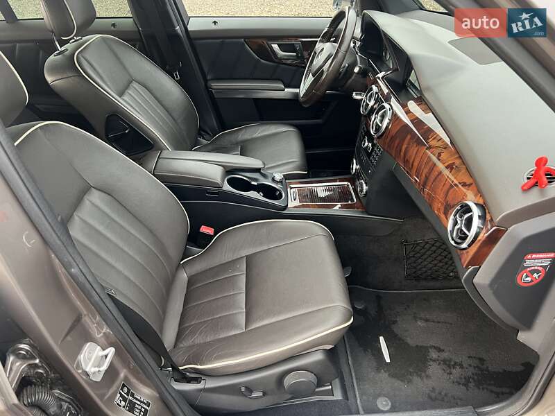 Внедорожник / Кроссовер Mercedes-Benz GLK-Class 2013 в Виноградове фото 5 Внедорожник / Кроссовер Mercedes-Benz GLK-Class 2013 в Виноградове