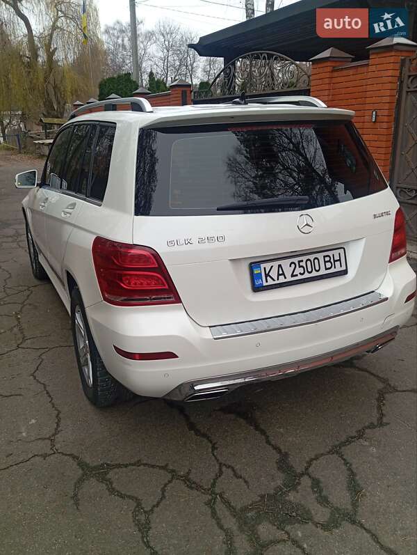 Внедорожник / Кроссовер Mercedes-Benz GLK-Class 2014 в Киеве фото 11 Внедорожник / Кроссовер Mercedes-Benz GLK-Class 2014 в Киеве
