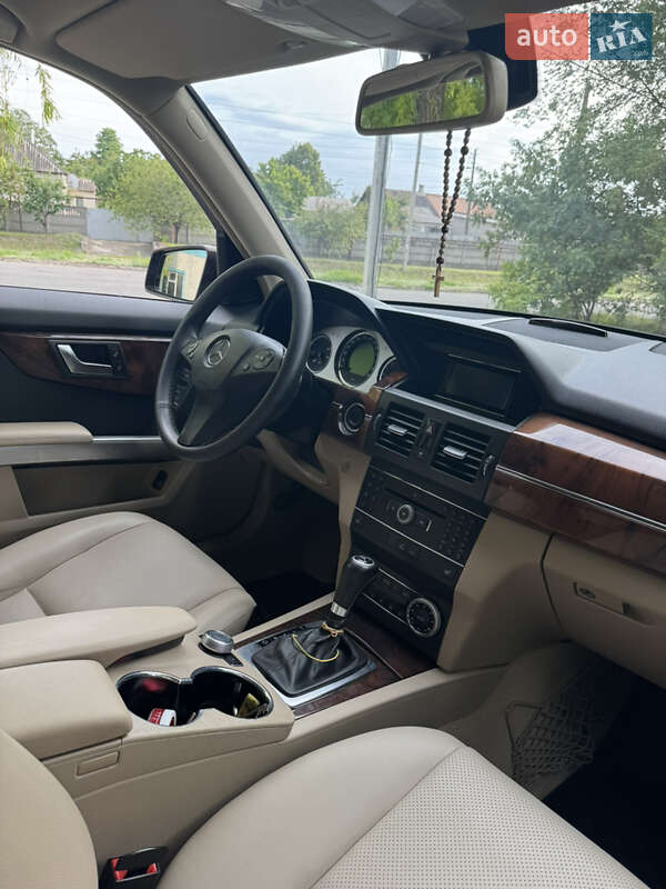 Позашляховик / Кросовер Mercedes-Benz GLK-Class 2011 в Києві