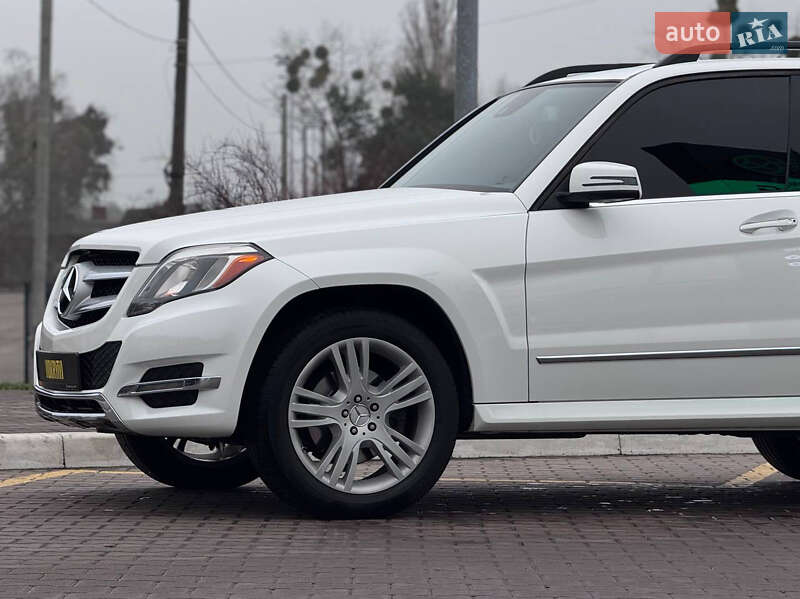 Позашляховик / Кросовер Mercedes-Benz GLK-Class 2014 в Києві